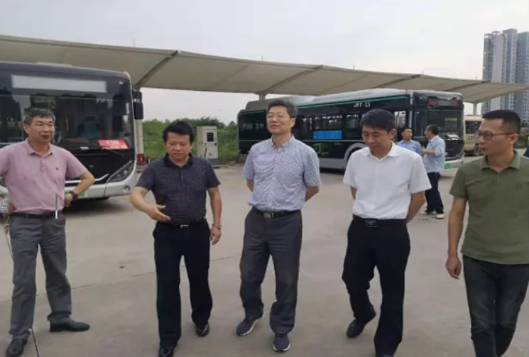 省交通廳安委會(huì)督查組督導(dǎo)吉安長(zhǎng)運(yùn)、吉安公交安全生產(chǎn)工作