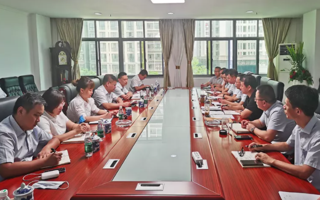 張小平一行赴吉安公交、吉安長運(yùn)開展“三公”專項檢查并調(diào)研單車核算