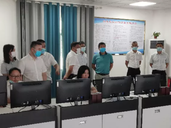 劉磊、占梁一行蒞臨貴溪長運 指導(dǎo)國慶節(jié)前安全生產(chǎn)、疫情防控、資產(chǎn)盤活等工作