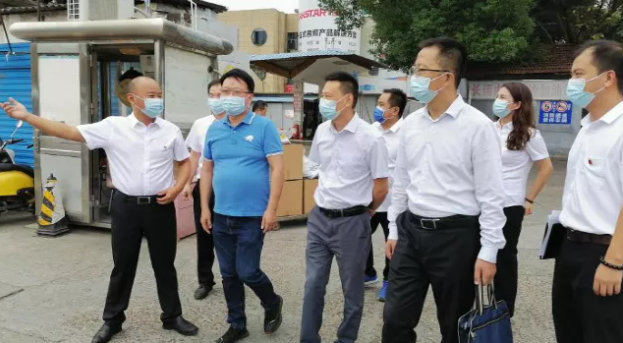 市政公用集團(tuán)法審部對(duì)長(zhǎng)運(yùn)物業(yè)開展專項(xiàng)審計(jì)  黃俊陪同