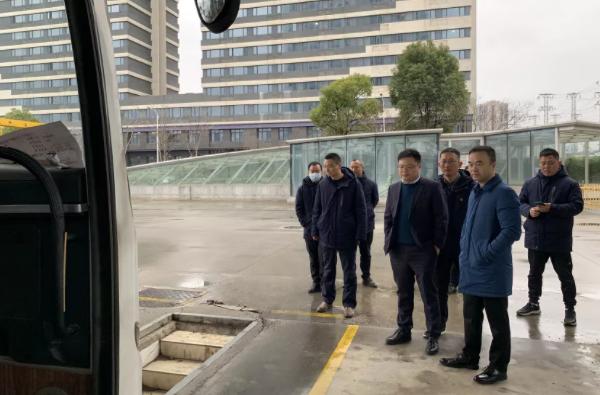 劉磊檢查都市城際公交、鄱陽(yáng)長(zhǎng)運(yùn)安全生產(chǎn)工作