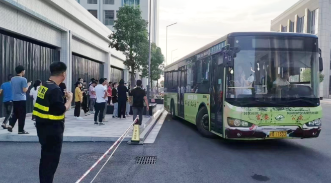 吉安長運、公交：通勤包車 轉型升級新亮點