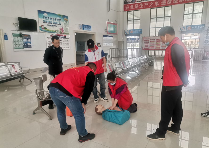 九江長運(yùn) 共青公司開展心肺復(fù)蘇培訓(xùn)