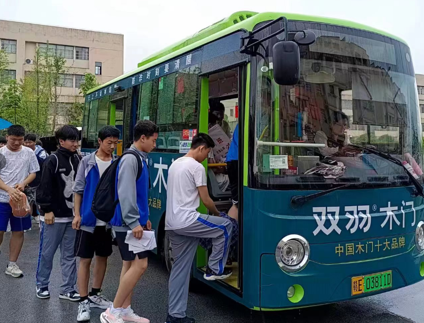 上饒汽運:深化校企合作 加快企業(yè)轉(zhuǎn)型