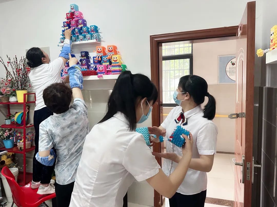 馬鞍山長客 關(guān)愛社會(huì) 情暖童心