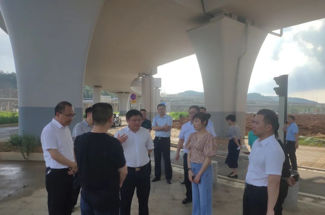 九江市副市長(zhǎng)容長(zhǎng)貴一行調(diào)研九江新汽車站搬遷選址工作