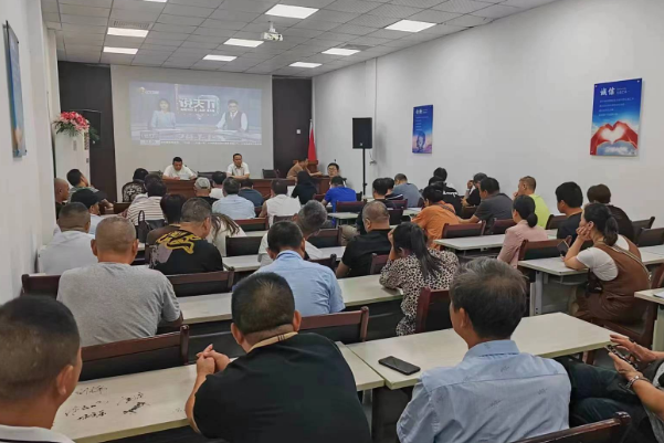 景德鎮(zhèn)長運(yùn)：昌江公司召開8月份駕駛員安全、機(jī)務(wù)例會