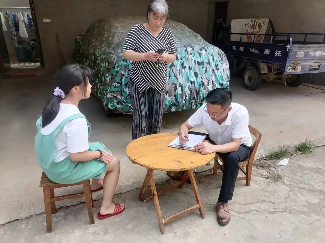 九江長運(yùn)：下鄉(xiāng)辦卡 服務(wù)上門