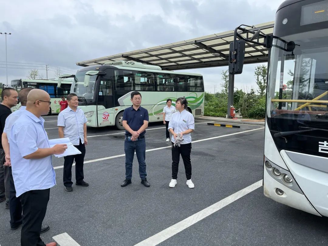 吉安公司：公司領(lǐng)導深入基層督導機務管理工作