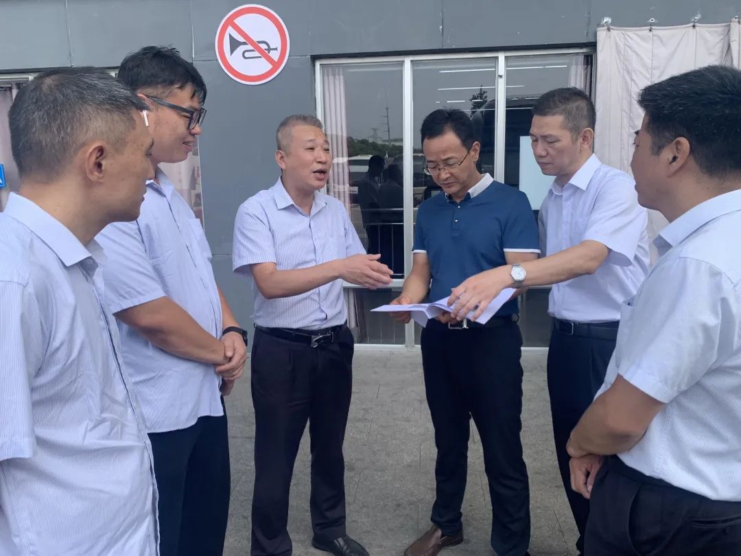 穆孫祥一行深入徐坊客運站、城際公交車輛保障中心建設(shè)施工現(xiàn)場檢查“中秋、國慶”安全生產(chǎn)工作