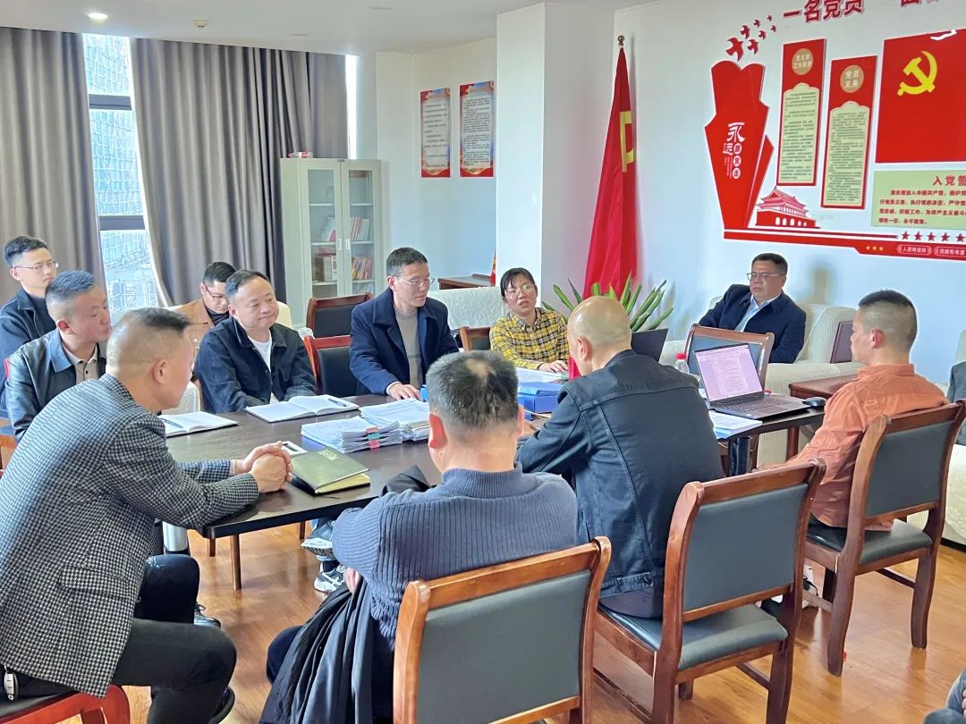 鄱陽(yáng)長(zhǎng)運(yùn) 順利通過(guò)質(zhì)量、道路交通安全管理體系年度監(jiān)督審核