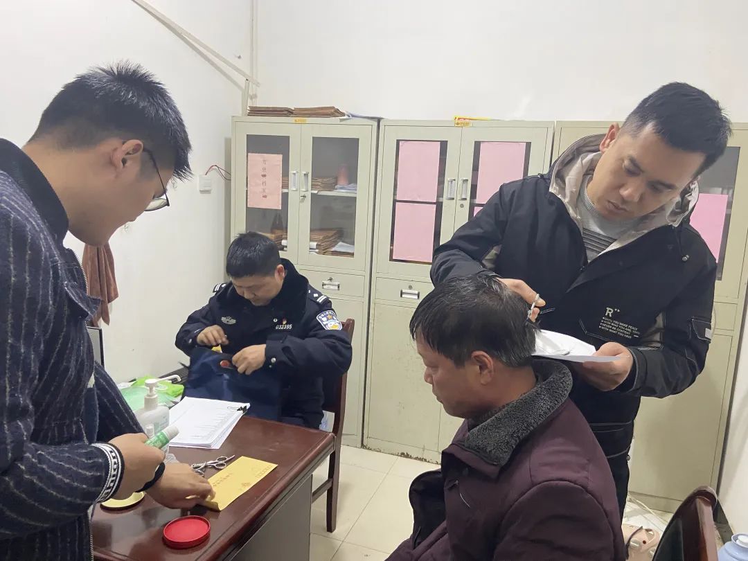 景德鎮(zhèn)長運(yùn)：開展公交駕駛員毛發(fā)驗(yàn)毒采集工作