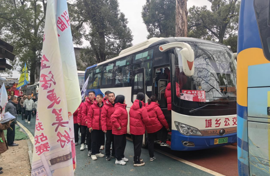 撫州長運:圓滿完成2024年江西古村跑(流坑)傳統(tǒng)村落挑戰(zhàn)賽運輸任務