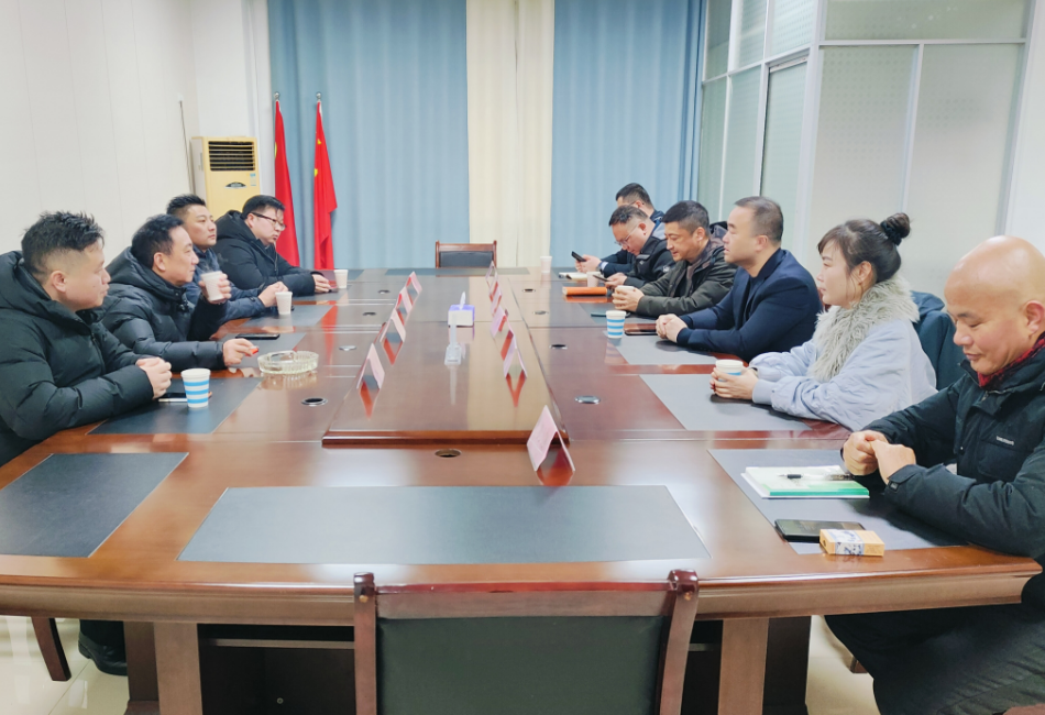 江西金合控股、江西農(nóng)投調(diào)研永修公司客貨郵融合發(fā)展工作  劉磊、占梁陪同