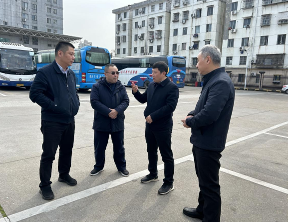 都市城際公交 南昌市道路運輸服務(wù)中心督導(dǎo)徐坊客運站節(jié)后安全工作