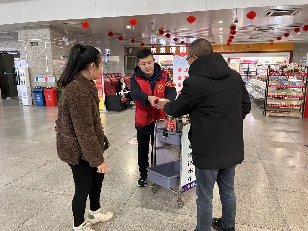 都市城際公交、大通物流：情滿三月學(xué)雷鋒