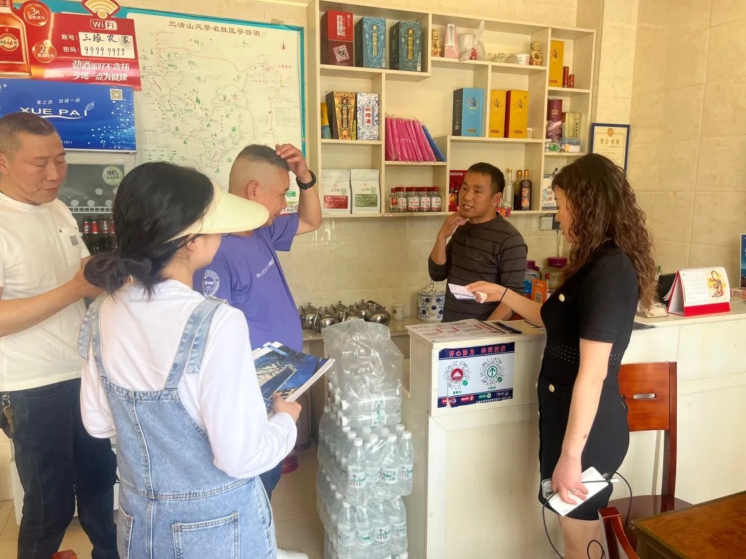 上饒汽運:景區(qū)直通車宣傳活動走進上饒各大景區(qū)