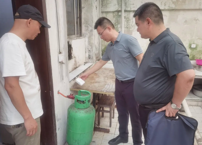 萍鄉(xiāng)長運(yùn)：開展高溫天氣消防安全檢查