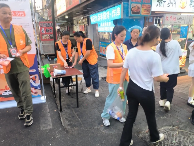 九江長運(yùn)：站點(diǎn)巴士地推活動持續(xù)進(jìn)行中