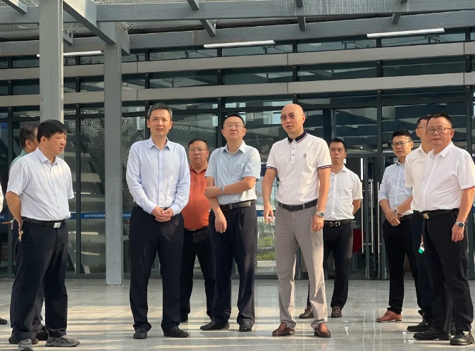 吉安公司：吉安市政府領(lǐng)導(dǎo)調(diào)研督導(dǎo)客運(yùn)、公交西站運(yùn)行工作