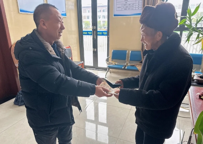 上饒汽運(yùn)：你們都是好人?。? onmousewheel=