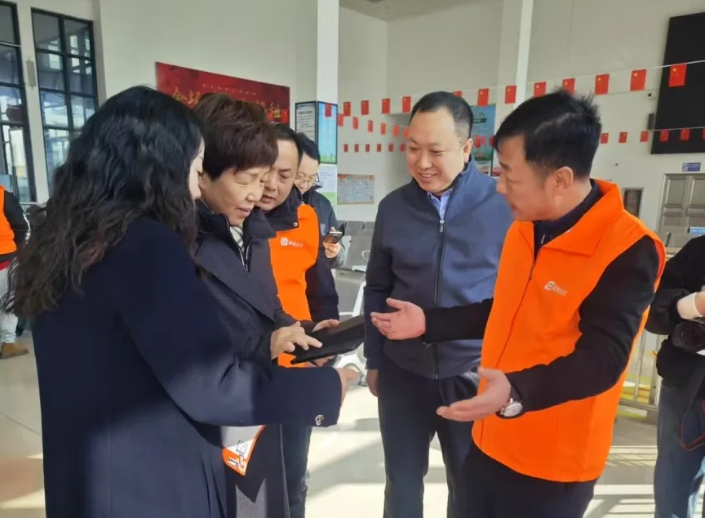 上饒汽運 橫峰縣領(lǐng)導調(diào)研橫峰客運中心