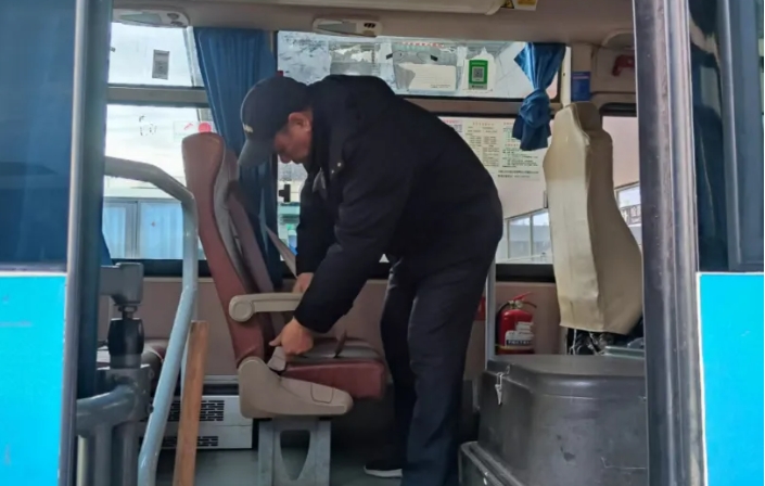 馬鞍山長(zhǎng)客：客運(yùn)分公司開展“安全帶-生命帶”專項(xiàng)檢查