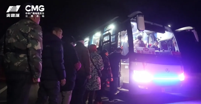 吉安公司:一元公交惠菜農(nóng) 城鄉(xiāng)聯(lián)動促發(fā)展