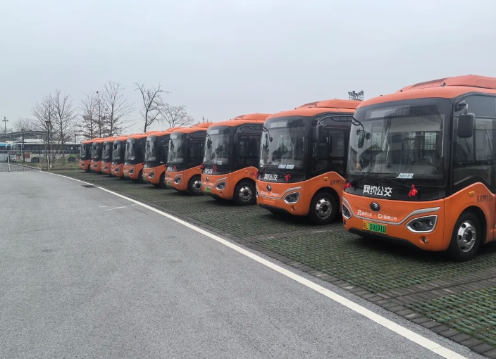 鷹潭公交：網(wǎng)約公交服務升級 綠色出行再添新動力