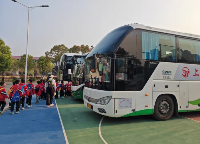 上饒汽運(yùn)：鎮(zhèn)村公交全力護(hù)航研學(xué)之旅