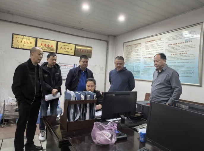 萍鄉(xiāng)長運(yùn)：開展“清明”期間安全生產(chǎn)督導(dǎo)工作