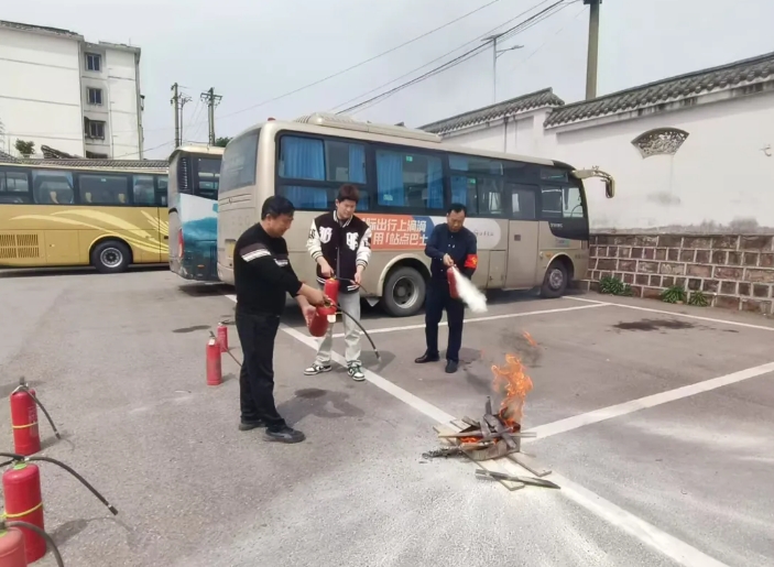 上饒汽運(yùn)：開展防恐防爆及消防應(yīng)急疏散演練