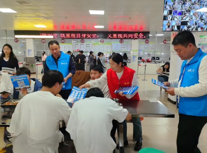 撫州長(zhǎng)運(yùn)：開(kāi)展校園直通車推廣 服務(wù)學(xué)子便捷出行