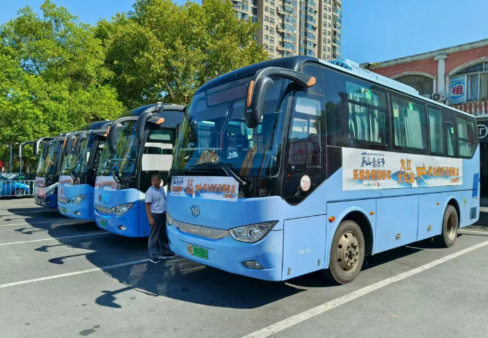 九江長(zhǎng)運(yùn)：“綠色通道”+周密部署，廬山公交助力音樂(lè)節(jié)出行無(wú)憂