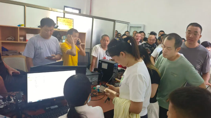 新余公交：公交辦卡進校園，便捷服務暖人心