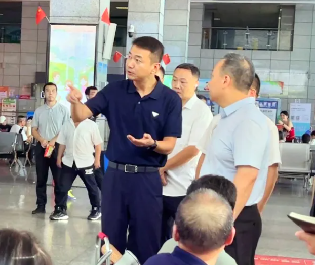 上饒汽運：上饒市委領(lǐng)導(dǎo)督導(dǎo)上饒汽運節(jié)前安全生產(chǎn)工作