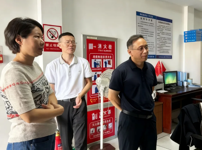 江西長(zhǎng)運(yùn)開(kāi)展文明創(chuàng)建、國(guó)慶環(huán)境布置督導(dǎo)工作 劉志堅(jiān)帶隊(duì)