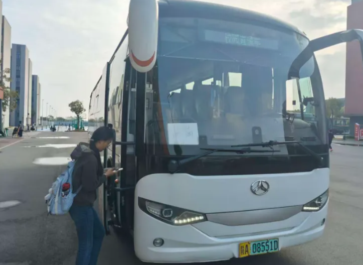 都市城際公交：開(kāi)通華東交通大學(xué)周末校園直通車(chē)