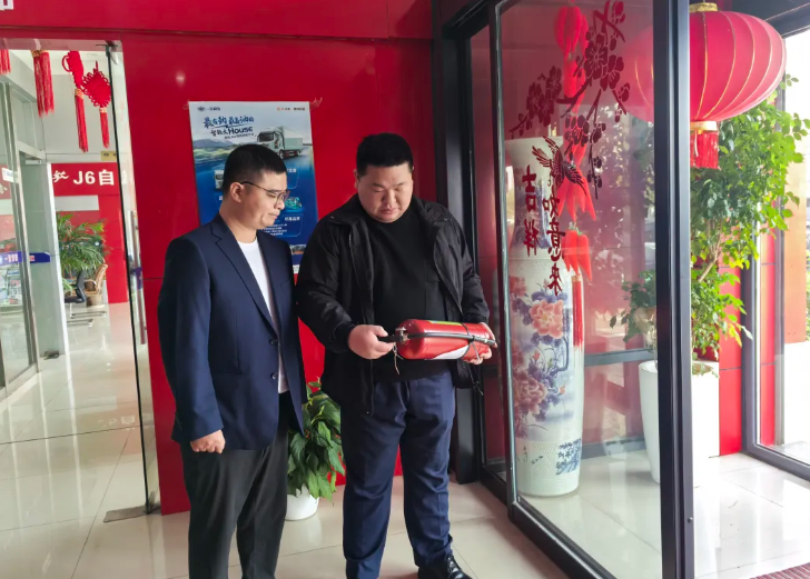 撫州長運：對物流中心4S店開展消防專項排查