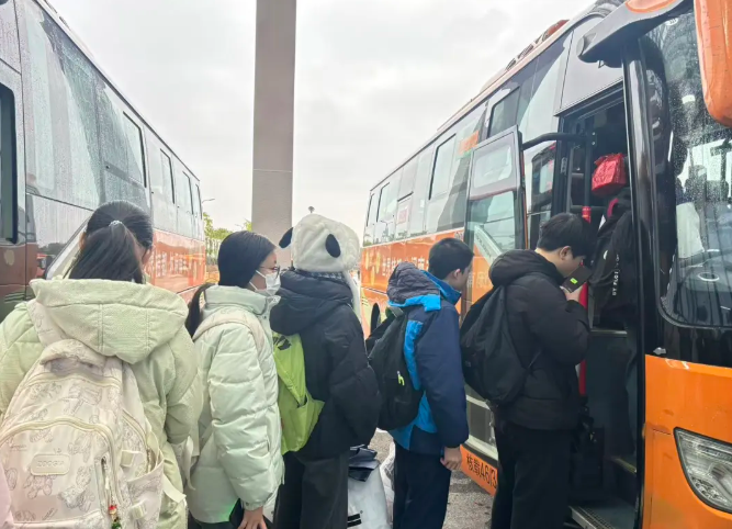 撫州長運(yùn)：新站新服務(wù) 護(hù)航旅客出行