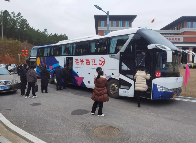 景德鎮(zhèn)長運：圓滿完成浮梁縣“兩會”代表、委員視察運輸服務(wù)任務(wù)