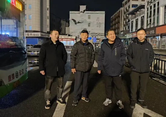 鷹潭長(zhǎng)運(yùn)：公司領(lǐng)導(dǎo)督導(dǎo)專(zhuān)線安全生產(chǎn)工作